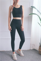 Shockproof gathered sports bra